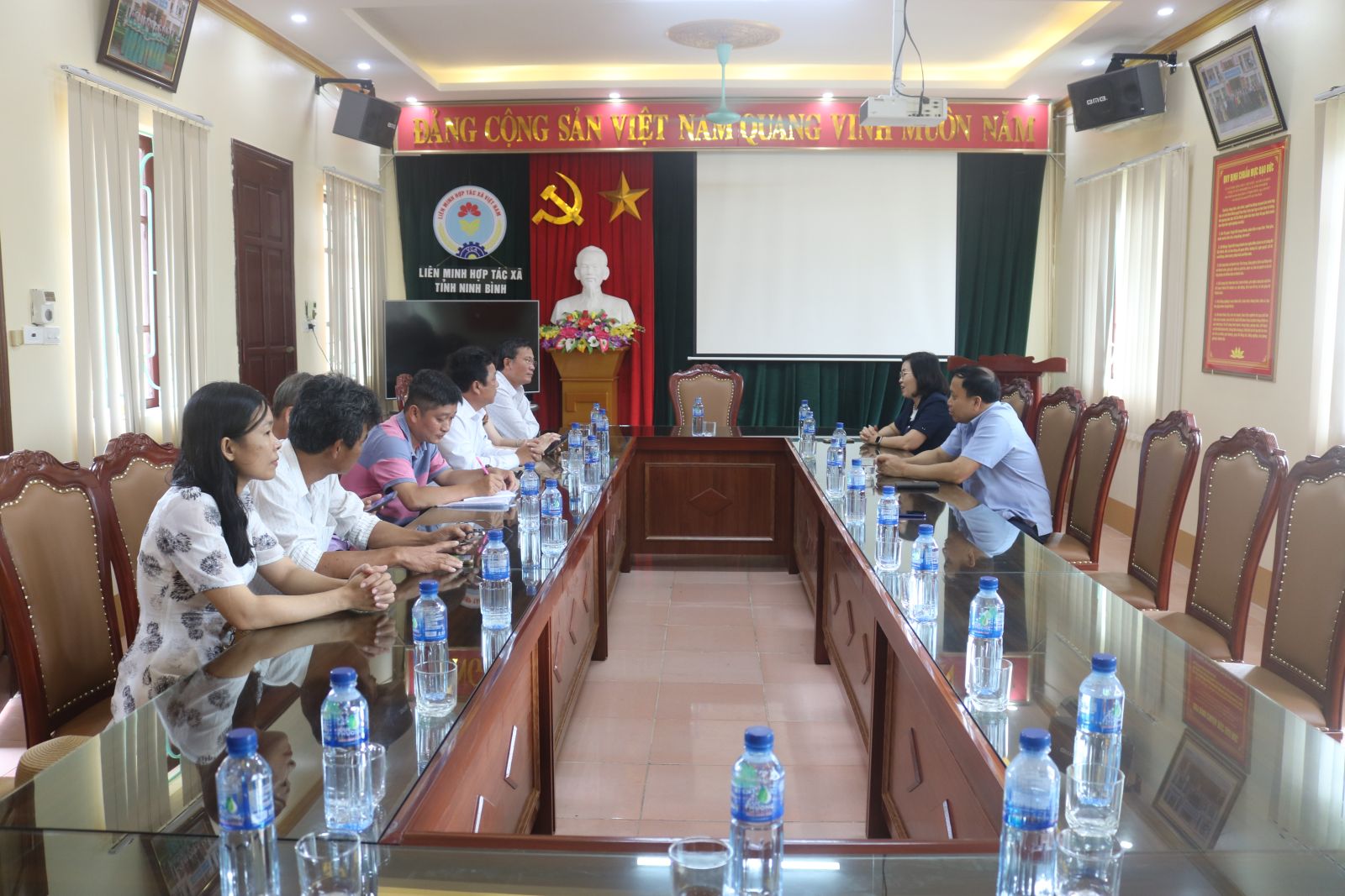 Liên minh Hợp tác tỉnh Ninh Bình tiếp và làm việc với Liên minh HTX thành phố Đà Nẵng
