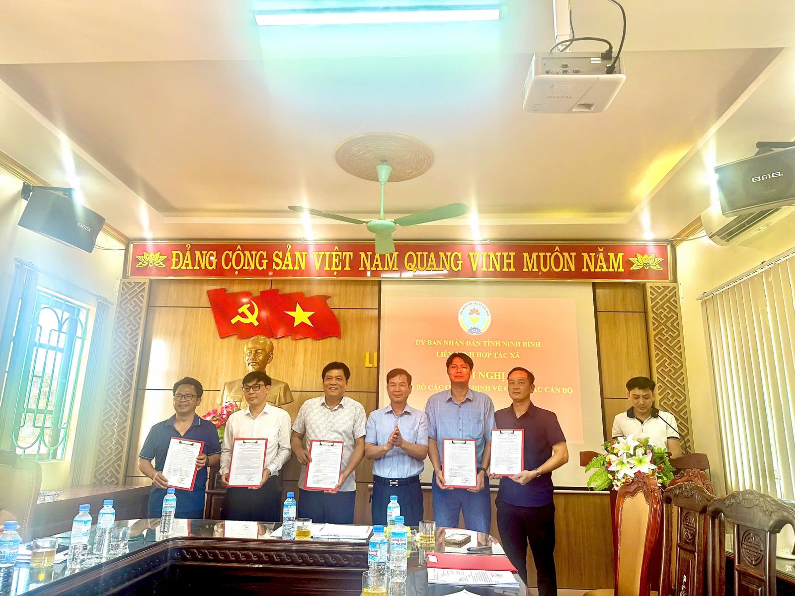 Công bố các Quyết định về công tác cán bộ